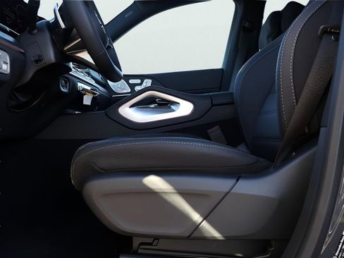 New 2026 Mercedes-Benz GLS 450 4MATIC image 26