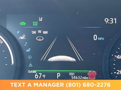 Used 2025 Toyota Sienna XLE w/ XLE Plus Package FWD image 20
