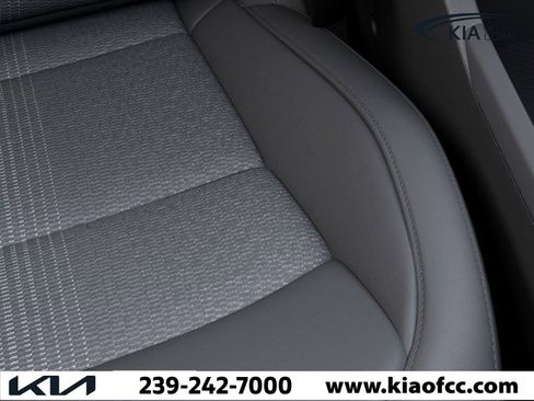 New 2026 Kia Niro Wind FWD image 24