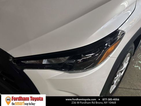 Used 2026 Toyota Corolla Cross L AWD/4WD image 8