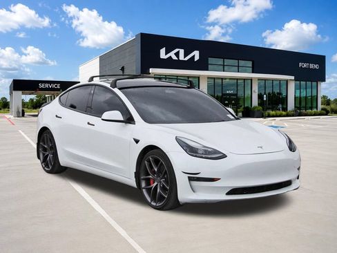 Used 2022 Tesla Model 3 Performance AWD/4WD image 3