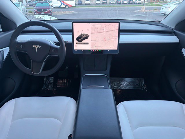 Used 2021 Tesla Model Y 2WD image 17
