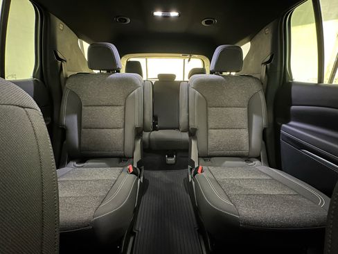 Certified 2024 Chevrolet Traverse LT w/ LPO, Floor Liner Package FWD image 24