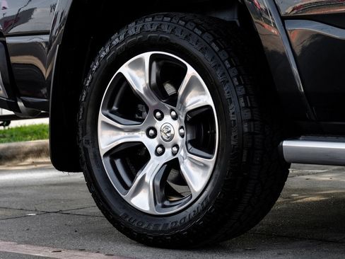 Used 2020 RAM 1500 Laramie image 67