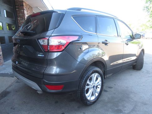 Used 2018 Ford Escape SE AWD/4WD image 8