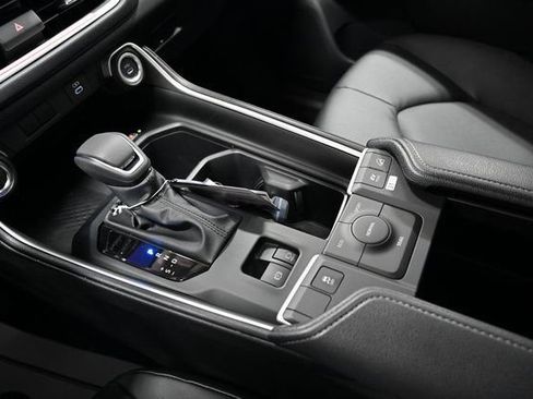 New 2026 Toyota Grand Highlander XLE image 19