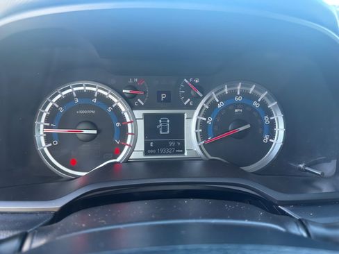 Used 2014 Toyota 4Runner SR5 image 16