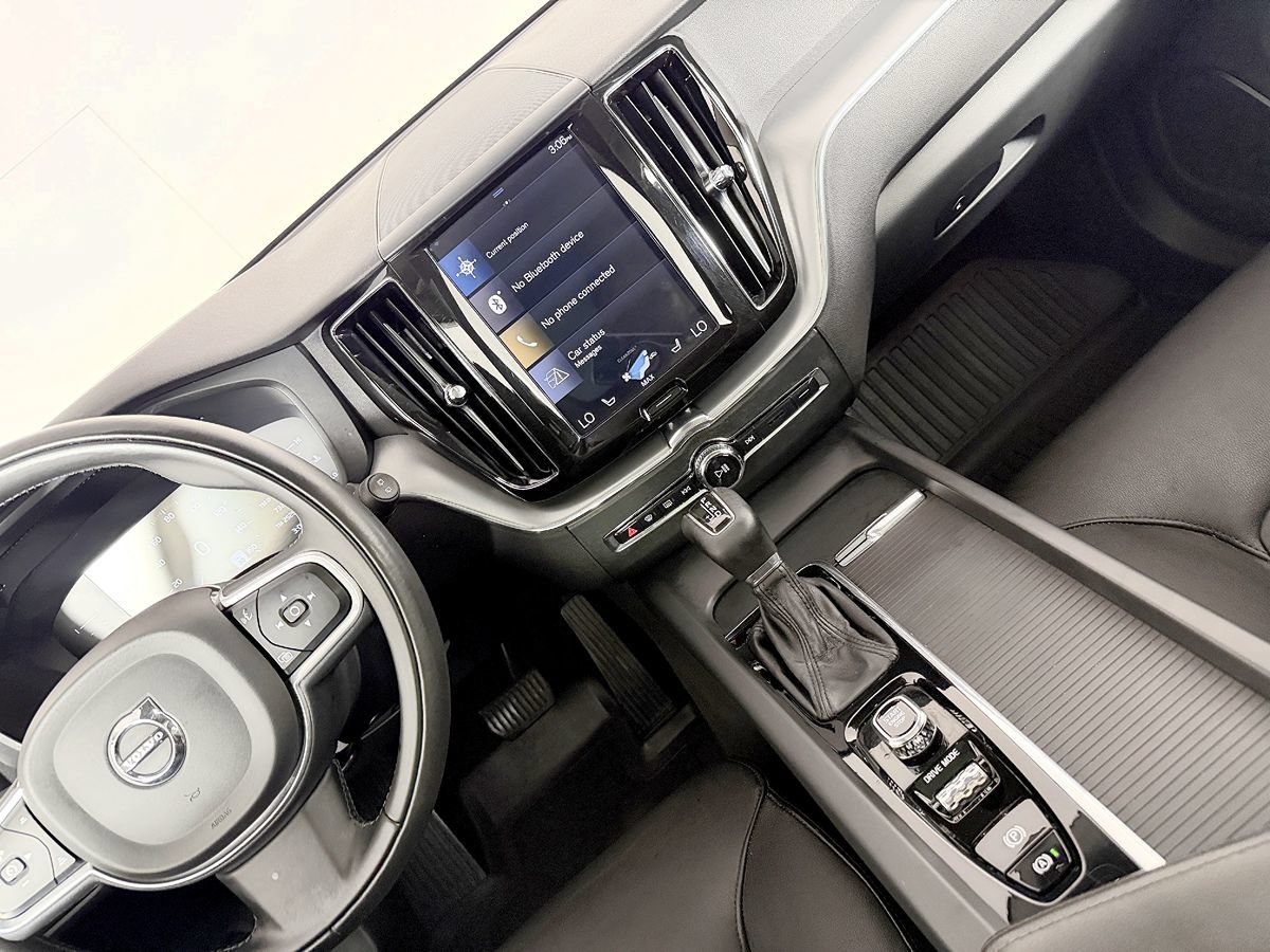 Used 2019 Volvo XC60 T5 Momentum w/ Premium Package AWD/4WD image 61