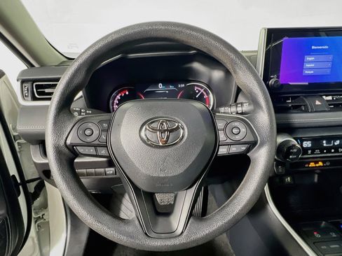 Used 2024 Toyota RAV4 XLE w/ Convenience Package FWD image 17