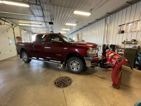 Used 2021 RAM 2500 Tradesman AWD/4WD image 1