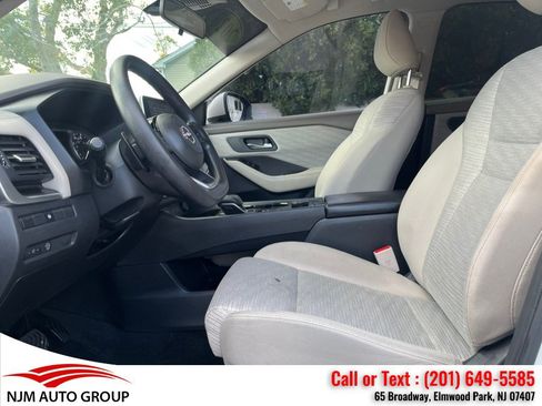 Used 2023 Nissan Rogue SV AWD/4WD image 20