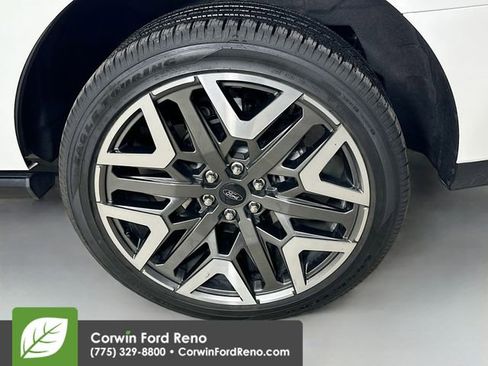 New 2026 Ford Expedition Platinum w/ Platinum Ultimate Package AWD/4WD image 37