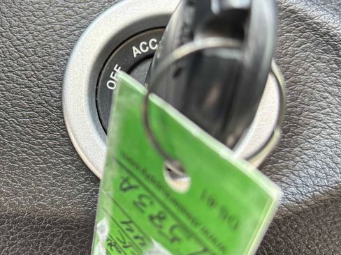 Certified 2020 RAM 1500 Classic SLT w/ Luxury Group image 22