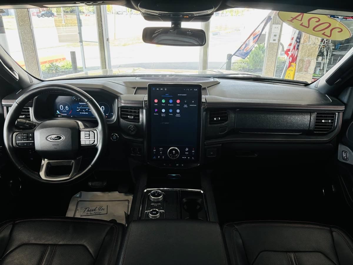 Used 2024 Ford Expedition Max Limited AWD/4WD image 48