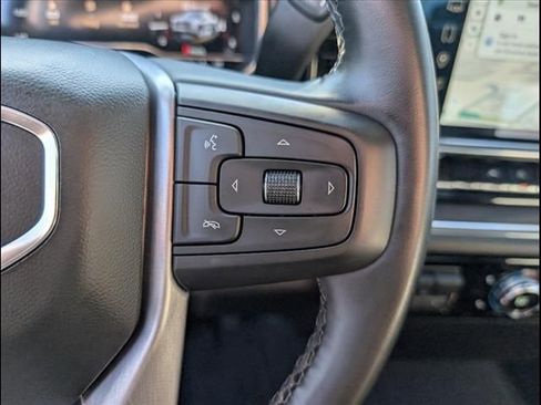 Used 2025 GMC Sierra 1500 SLT image 9