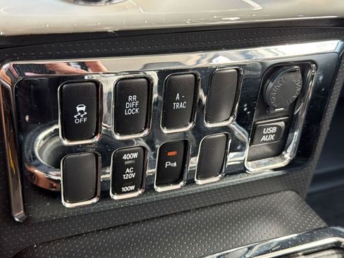 Used 2014 Toyota FJ Cruiser 4WD w/ Upgrade Package image 21