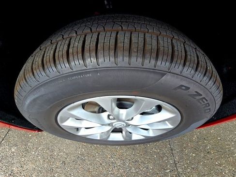 New 2026 Chrysler Pacifica Limited image 32