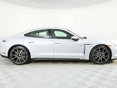 New 2025 Porsche Taycan image 27