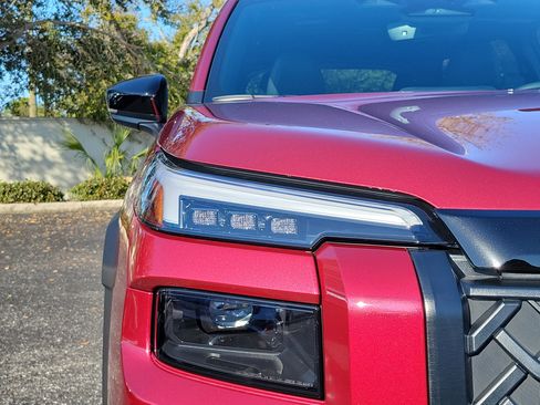 Used 2026 Subaru Outback Limited image 7