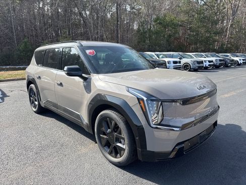 New 2026 Kia EV9 Land w/ Nightfall Edition Package image 1