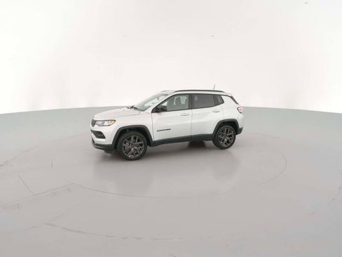 New 2026 Jeep Compass Latitude image 5