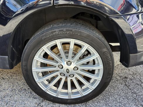 Used 2010 Land Rover Range Rover Sport HSE image 16