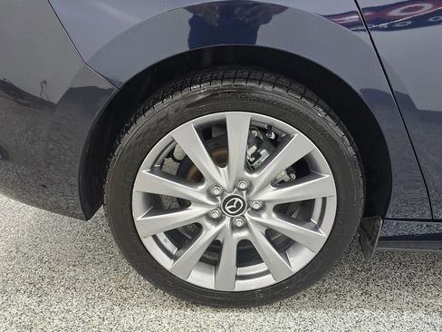Used 2021 MAZDA MAZDA3 s image 29