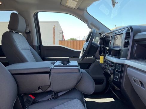 Used 2024 Ford F250 XL w/ STX Appearance Package AWD/4WD image 37