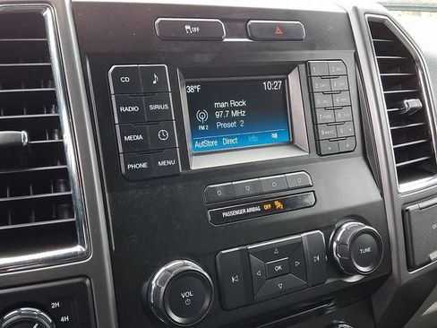 Used 2016 Ford F150 XLT image 19