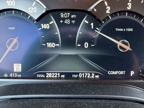 Used 2018 BMW 530i w/ Premium Package image 13