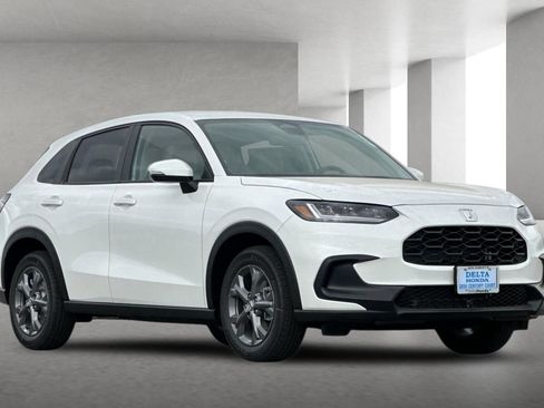New 2026 Honda HR-V LX image 1