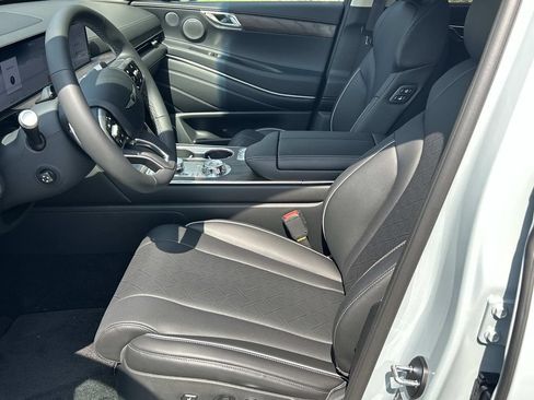 New 2027 Genesis GV80 2.5T Prestige AWD/4WD image 15