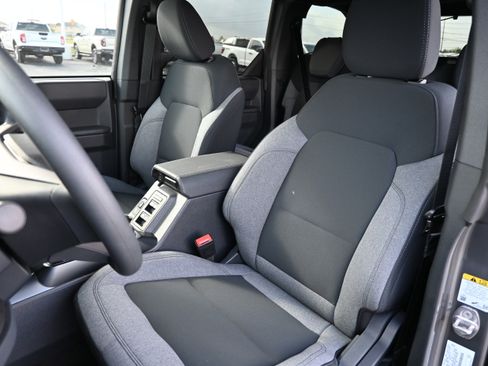 New 2026 Ford Bronco 4-Door AWD/4WD image 30