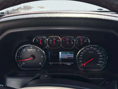 Used 2018 GMC Sierra 1500 SLT w/ All Terrain X Package AWD/4WD image 11