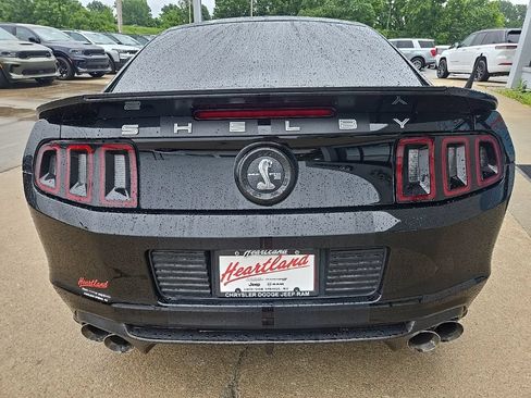 Used 2013 Ford Mustang Shelby GT500 RWD image 10