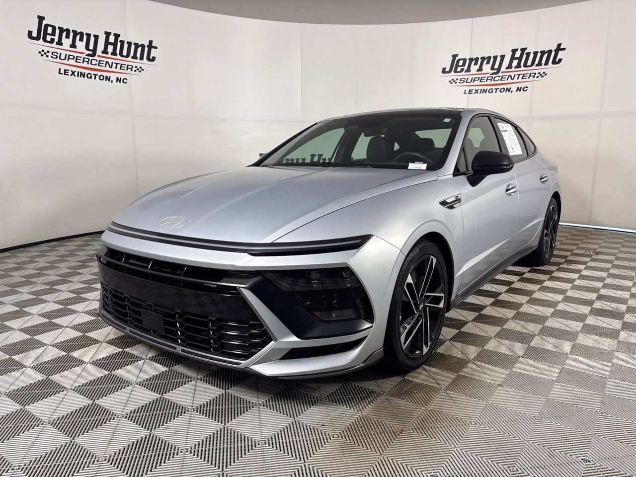 Used 2024 Hyundai Sonata N Line FWD image 1