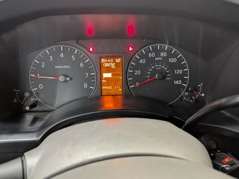 Used 2018 Nissan NV 2500 SV image 16