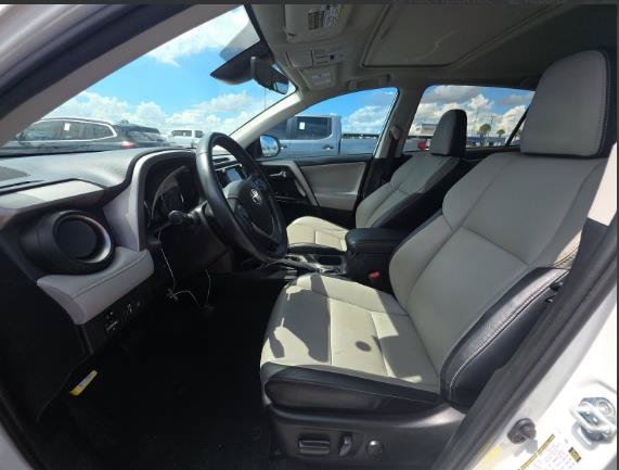 Used 2016 Toyota RAV4 Limited FWD image 2
