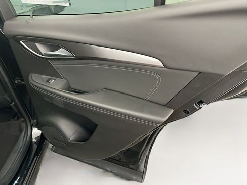 Used 2025 Buick Envision Preferred image 31