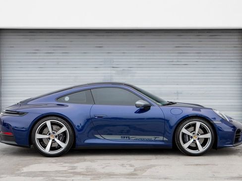 Certified 2025 Porsche 911 Carrera T image 8