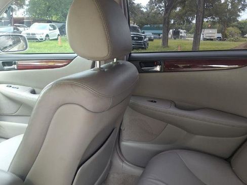 Used 2003 Lexus ES 330 FWD image 5