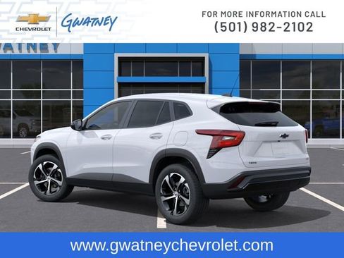 New 2026 Chevrolet Trax RS FWD image 3