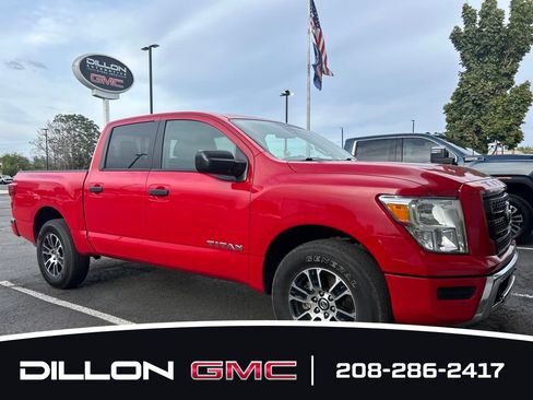 Used 2022 Nissan Titan SV AWD/4WD image 3