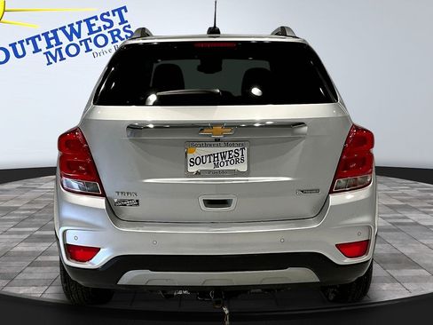 Used 2017 Chevrolet Trax Premier FWD image 6