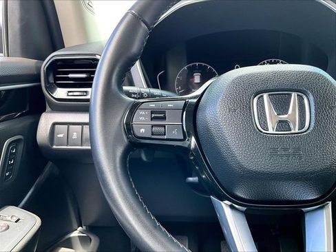 Used 2024 Honda Pilot Touring image 24
