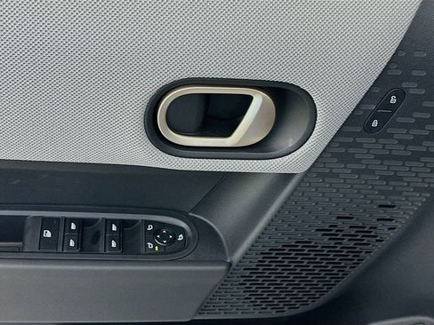 Certified 2025 MINI Cooper S image 19