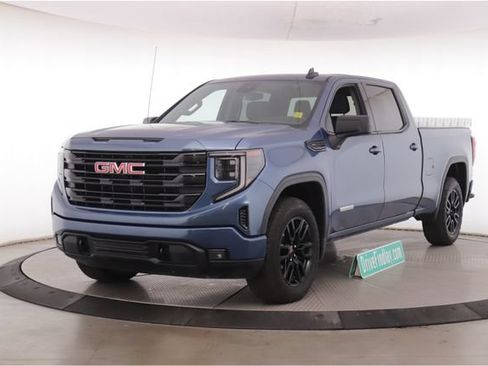 Used 2026 GMC Sierra 1500 Elevation AWD/4WD image 10