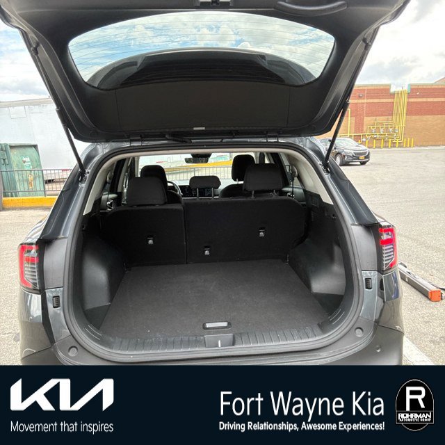 Used 2026 Kia Sportage LX FWD image 6