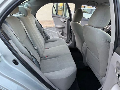 Used 2013 Toyota Corolla LE Special Edition image 14