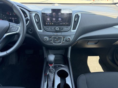 Used 2022 Chevrolet Malibu RS w/ LPO, Convenience Package 1 FWD image 17